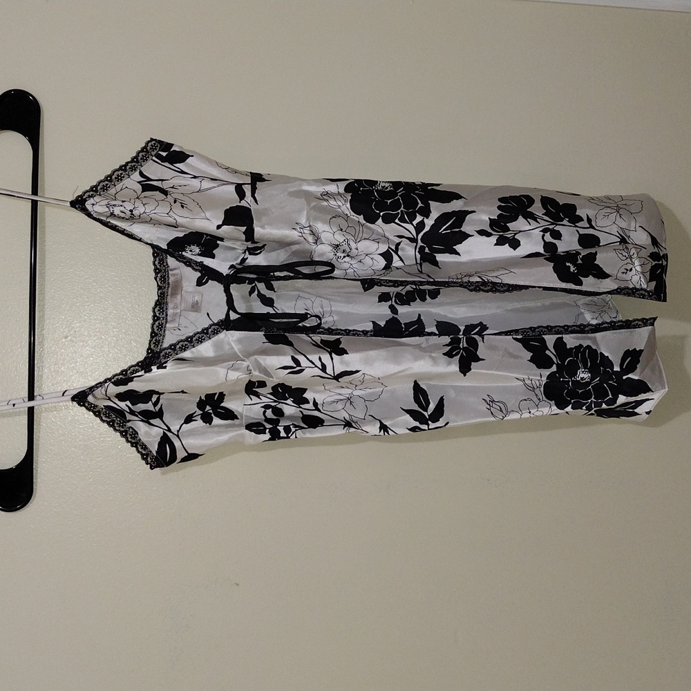 Victoria Secrets sexy nightie